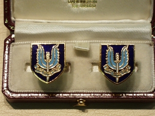 SAS shield design enamelled cufflinks - Click Image to Close